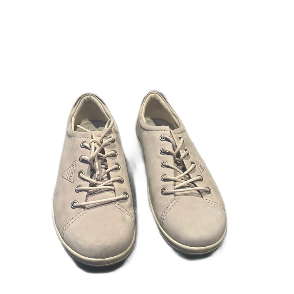 Ecco sneakers